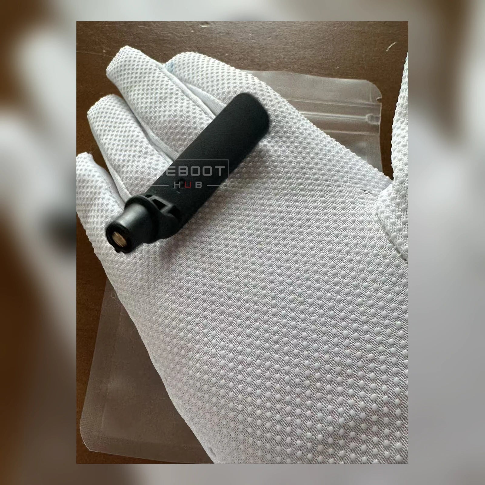 DJI Goggles 2 external antenna left, OEM-pulled, real product close-up