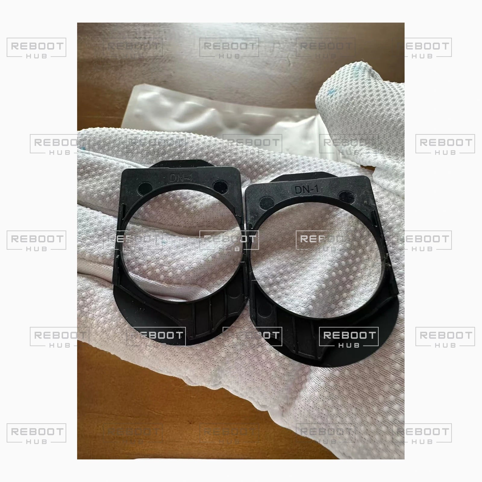 OEM-pulled DJI Goggles 2 lens barrel housing set with both matching housings