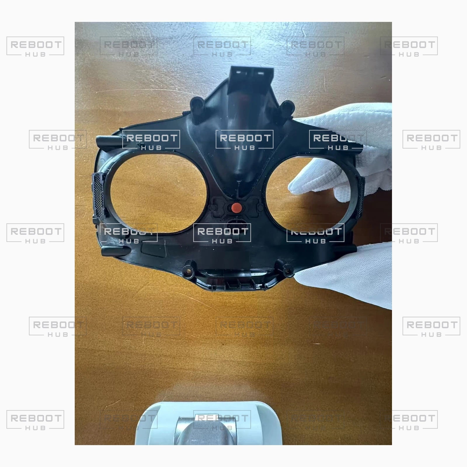OEM-pulled DJI Goggles 2 middle frame assembly, front view