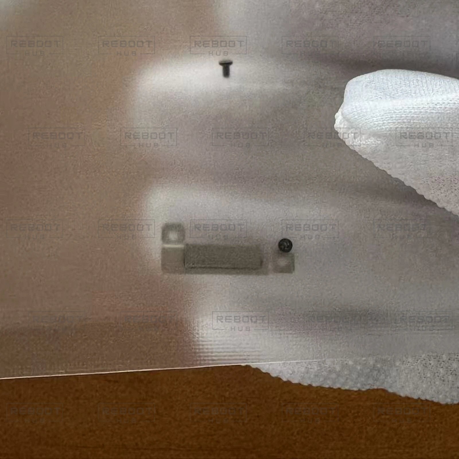 OEM-pulled DJI Goggles 2 Audio Board-to-Mainboard L-Shape Retaining Plate Set, view 3