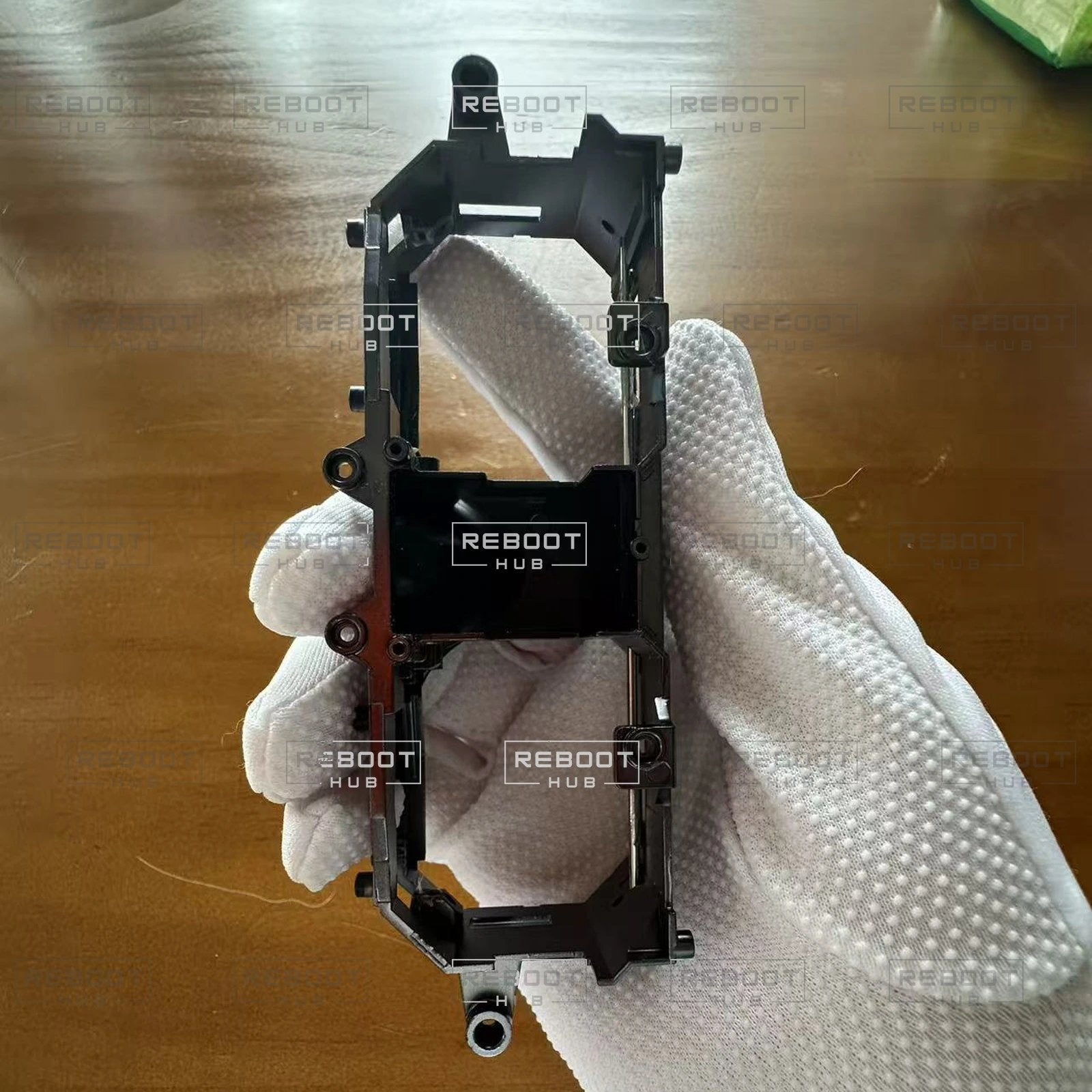 OEM-pulled DJI Goggles 2 Inner Middle Frame Assembly (No Lenses), view 1
