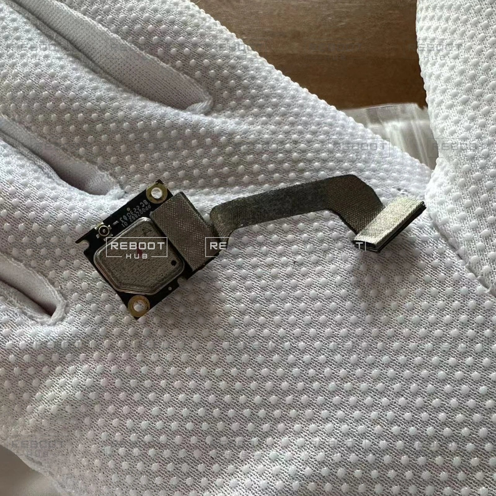 OEM-pulled DJI Goggles 2 Wi-Fi & Bluetooth PCB Module, view 2