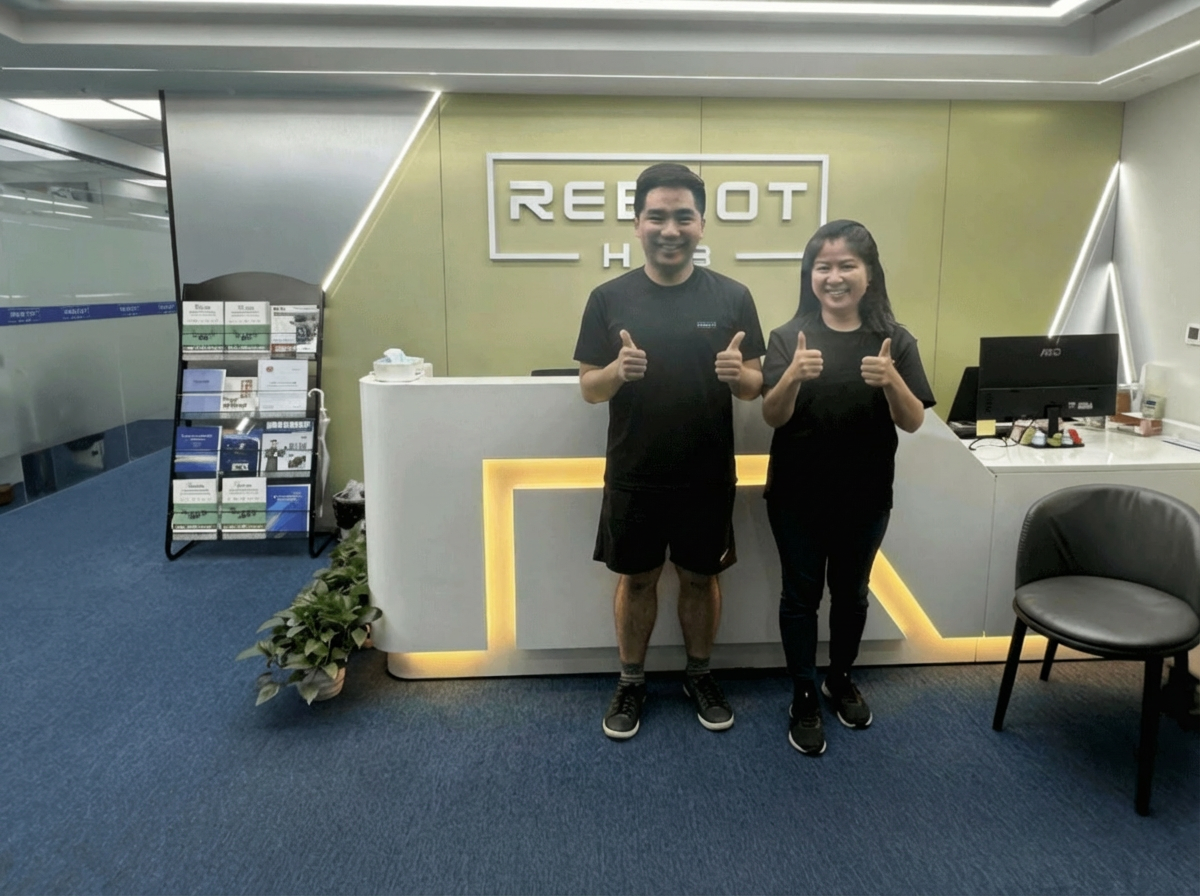 Reboot Hub service team in Shenzhen